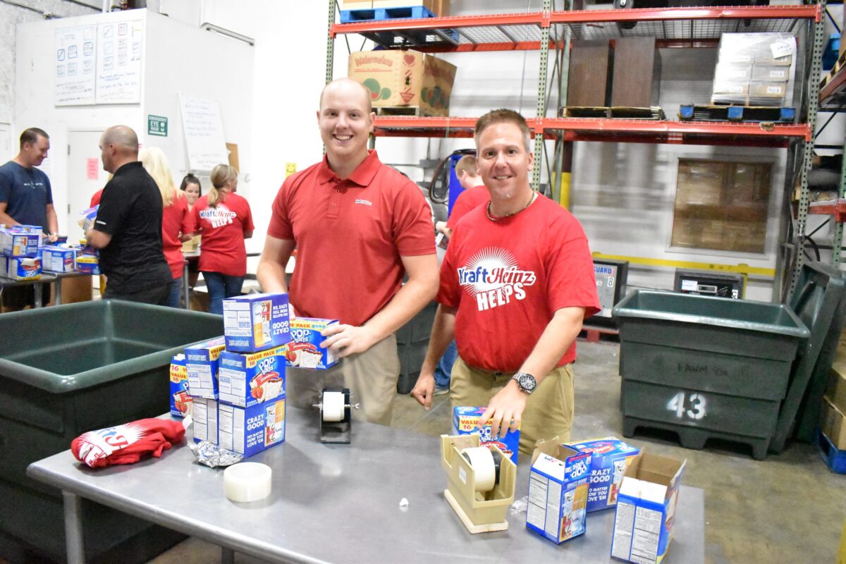 Kraft Heinz donates pallet jacks and hosts volunteer days to put food on neighbors’ plates
