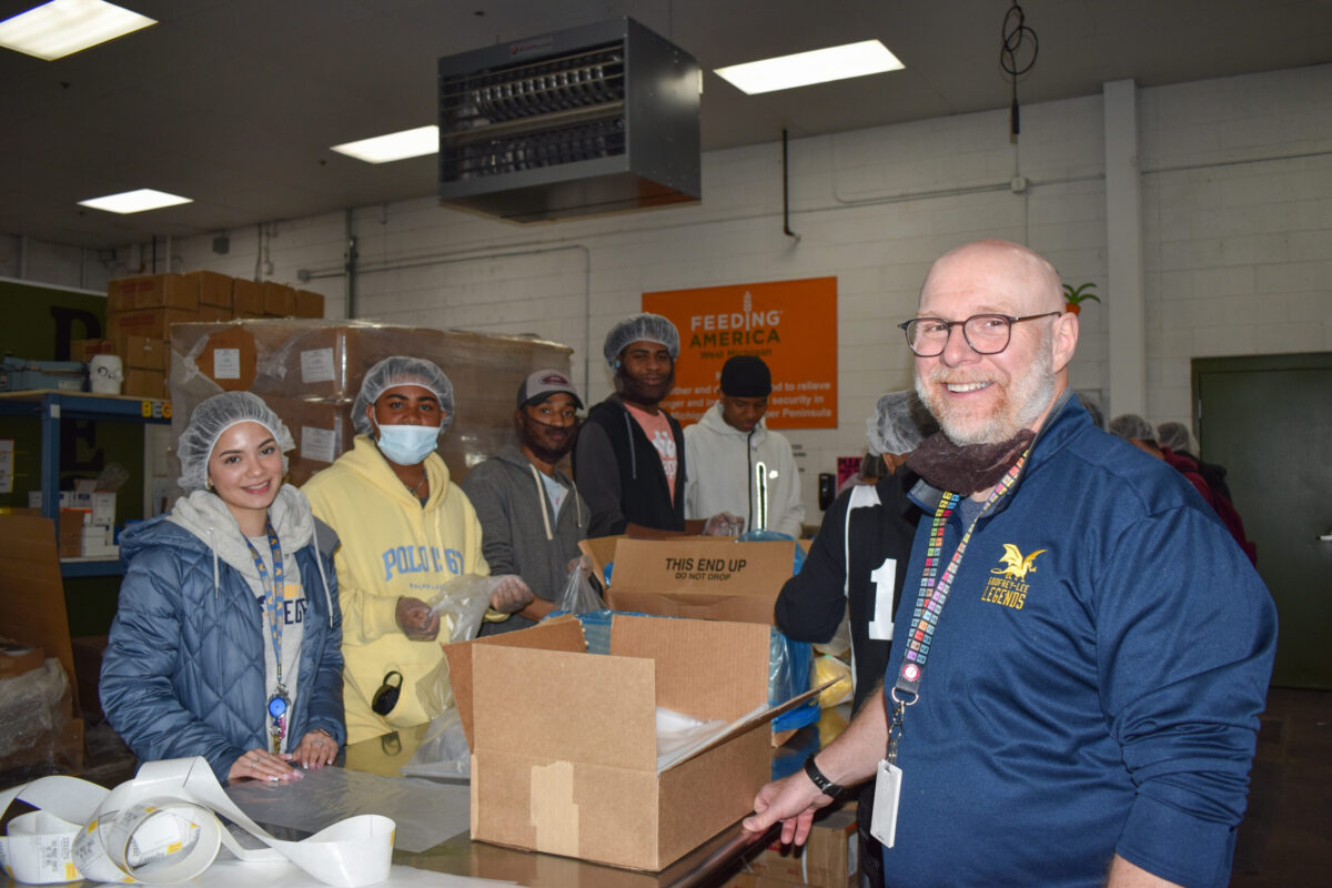 East Lee Campus Students Help Rescue 3,800 Pounds of Food for Neighbors in Need