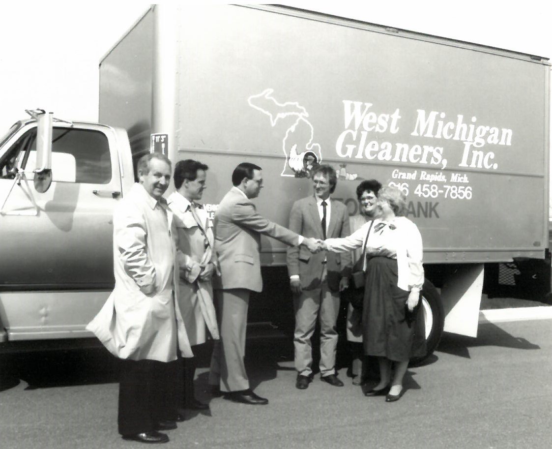 Nabisco Brands donates a truck in 1988