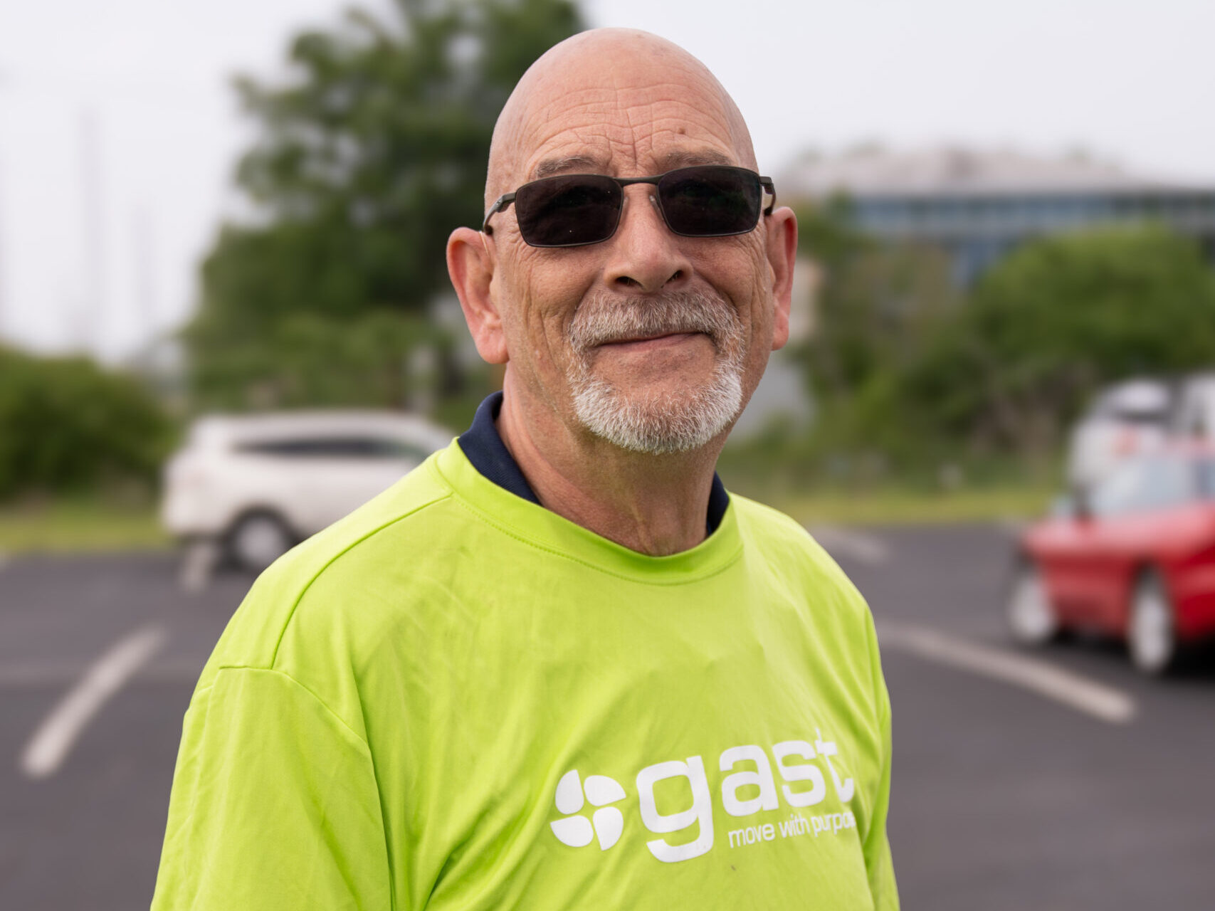 Gast Manufacturing volunteer James at a Benton Harbor mobile food pantry distribution in June.