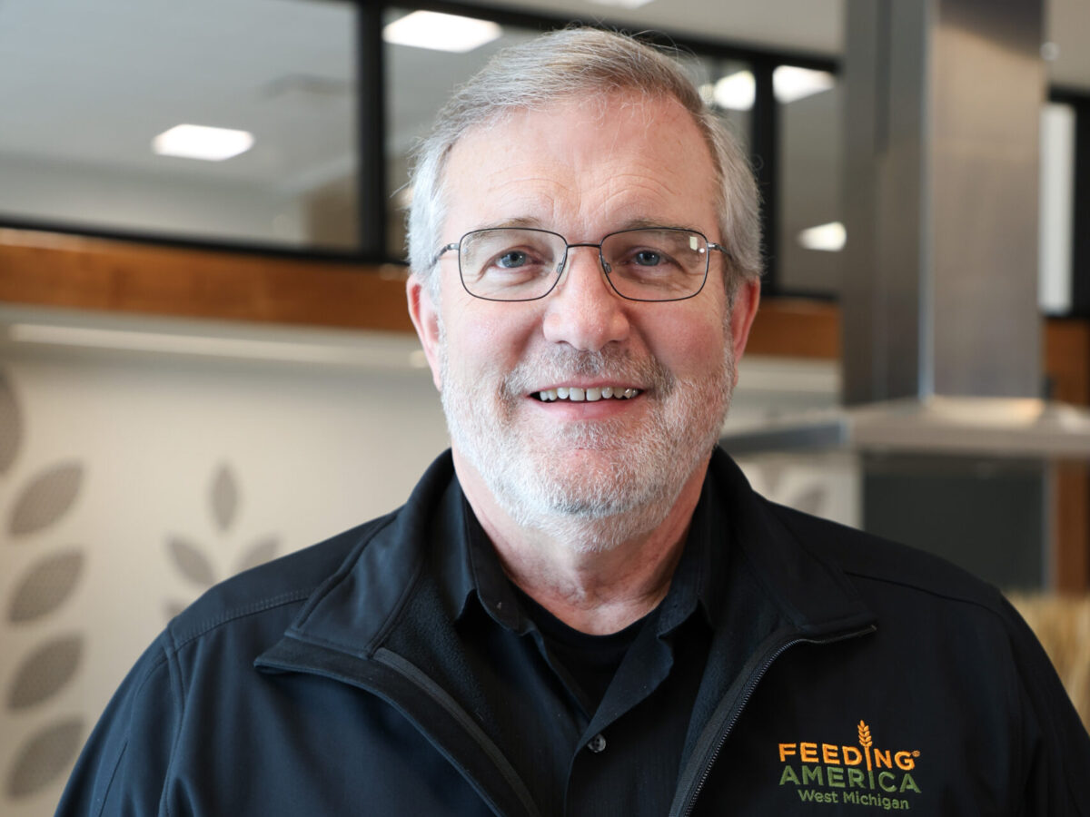 Estelle, líder del Banco de Alimentos desde hace mucho tiempo, anuncia planes para jubilarse